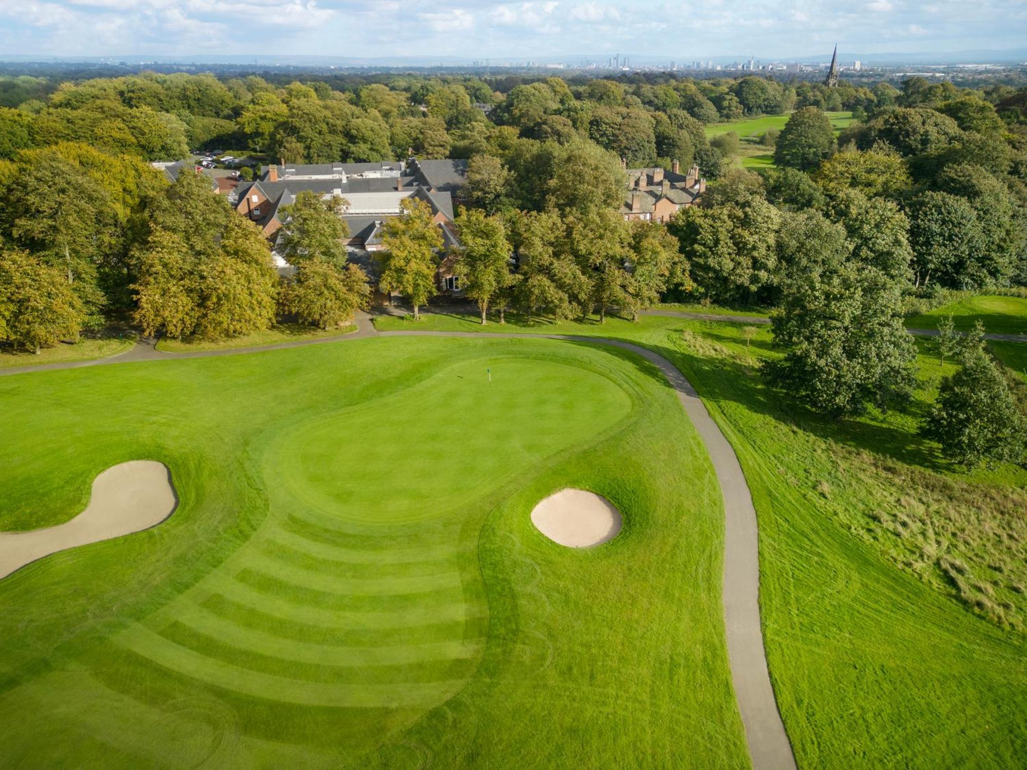 Delta Hotels By Marriott Worsley Park Country Club Exterior foto